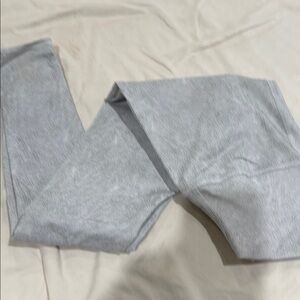Alo leggings Xxs silver white color